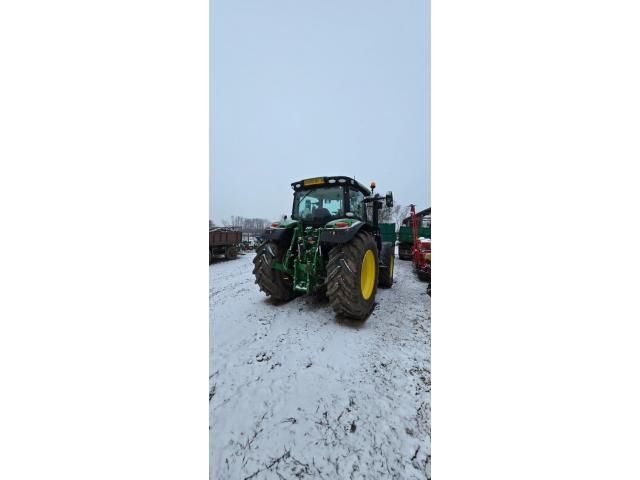 Tractor, scarificator și mașină de erbicidat — imagine 2