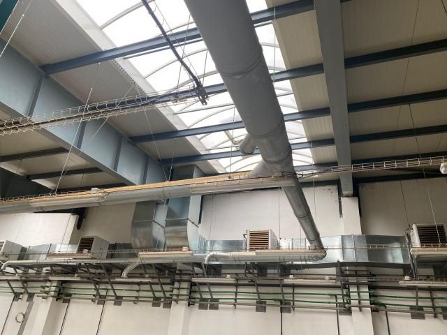Proprietate imobiliara - teren si constructii — imagine 3