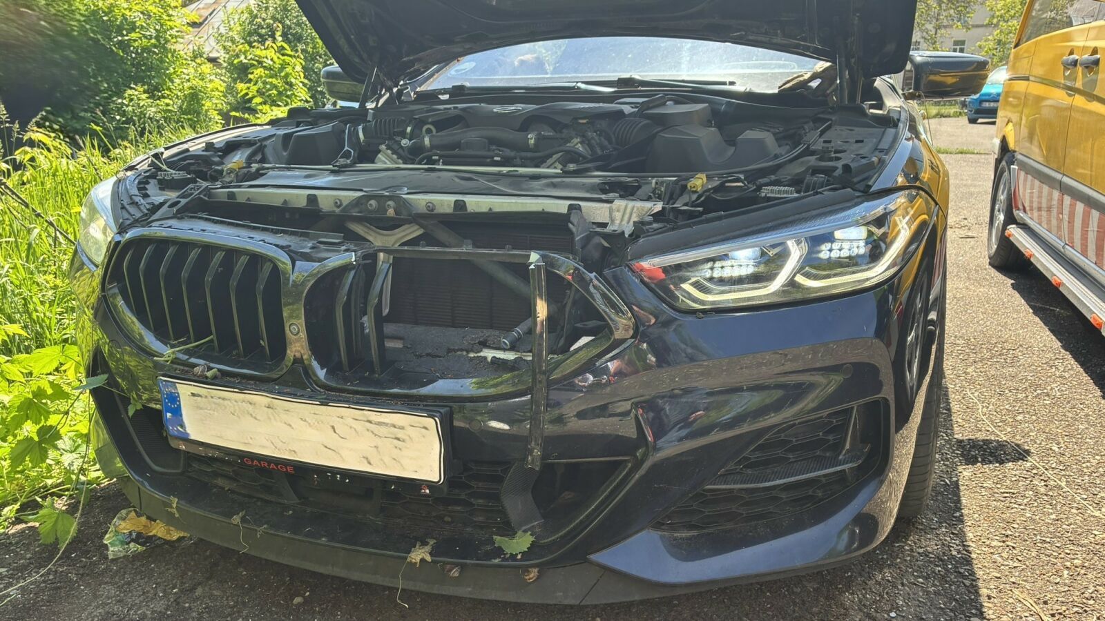 Autoturism BMW Seria 8 M850i xDrive — imagine 3