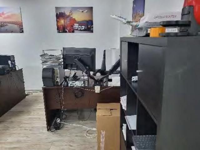 Parc auto, echipamente logistice și echipamente IT — imagine 10