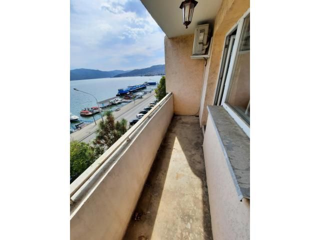 Apartament și imobil cu bunuri mobile — imagine 5