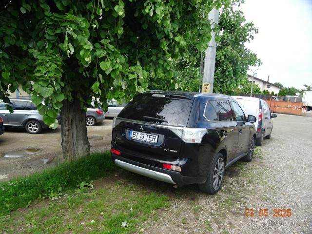 Mitsubishi Outlander — imagine 6