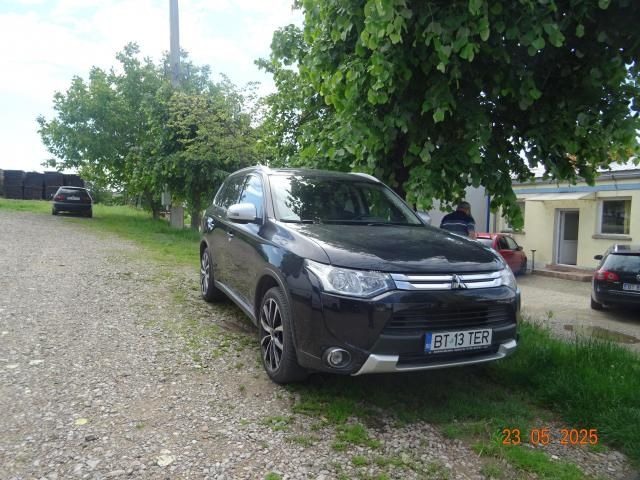 Mitsubishi Outlander — imagine 7