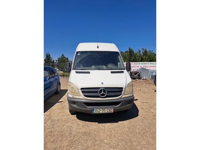 Echipamente de tricotat, cusut și mijloace de transport — imagine 4