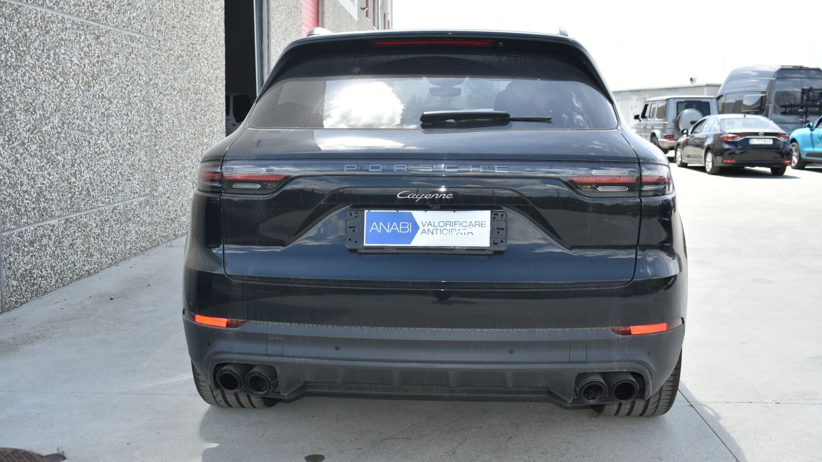 Porsche Cayenne — imagine 1