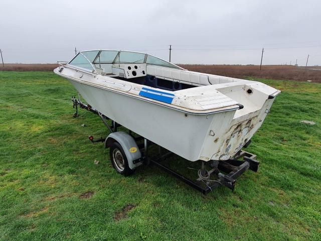 Barca marca Rosoma tip AMF Crestliner 775 — imagine 1