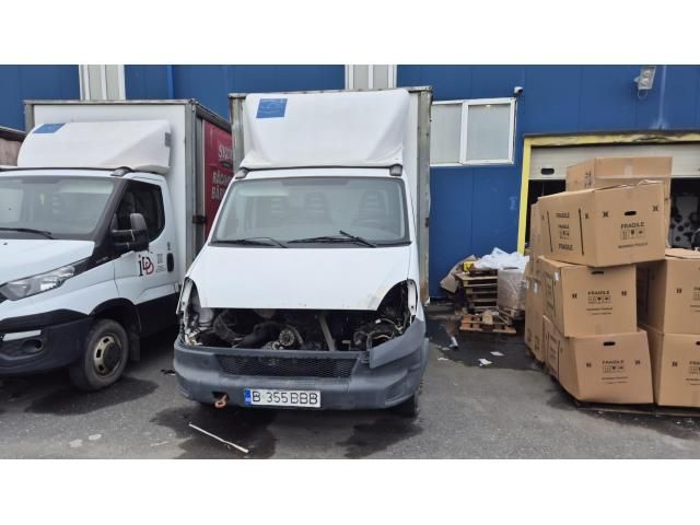 Zece autoutilitare și autotractoare — imagine 7