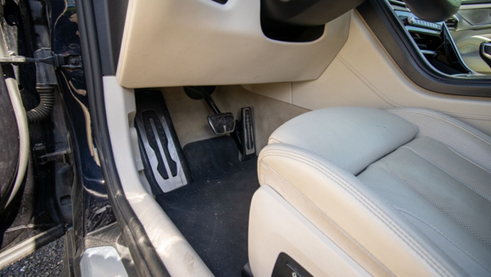 BMW Seria 8 M850i xDrive — imagine 1
