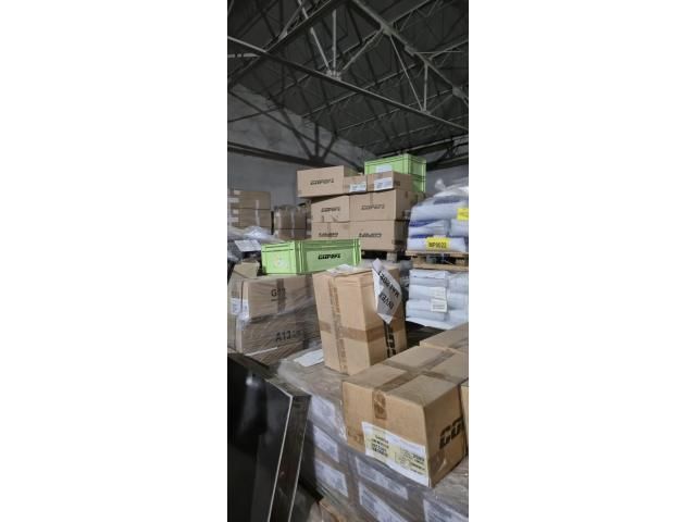 Stocuri de materii prime plastice si produse finite — imagine 3