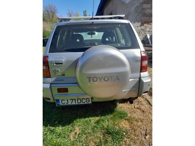 Autoturism Toyota RAV4 — imagine 2