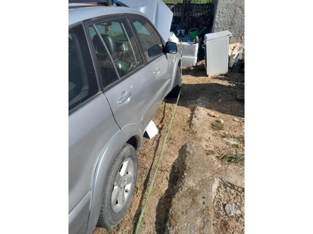 Autoturism Toyota RAV4 — imagine 1