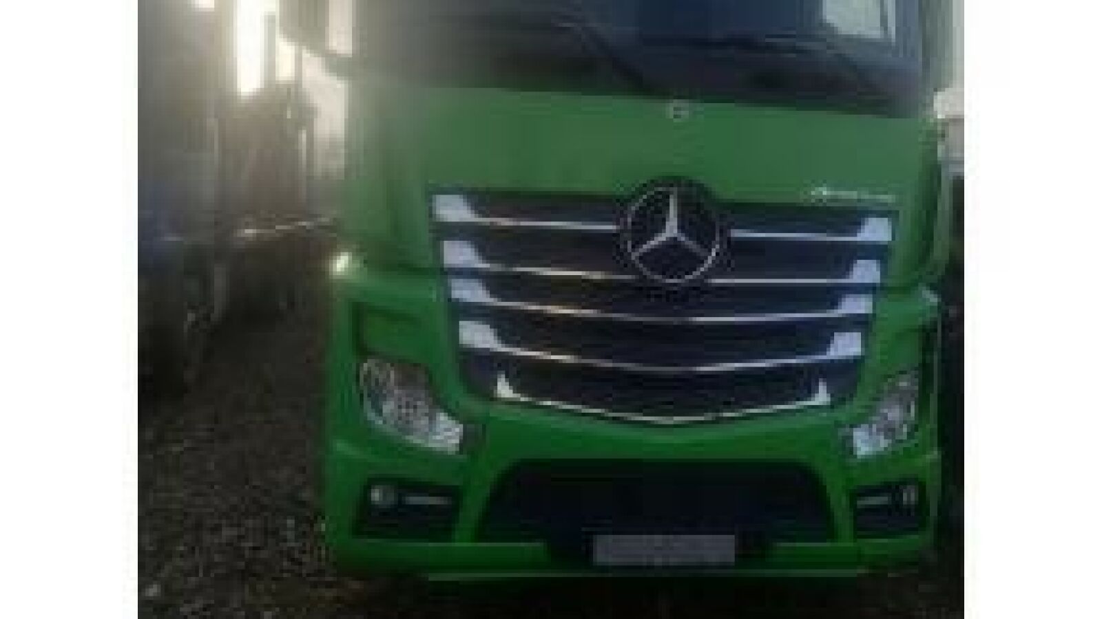 Autoutilitara Mercedes-Benz Actros — imagine 4