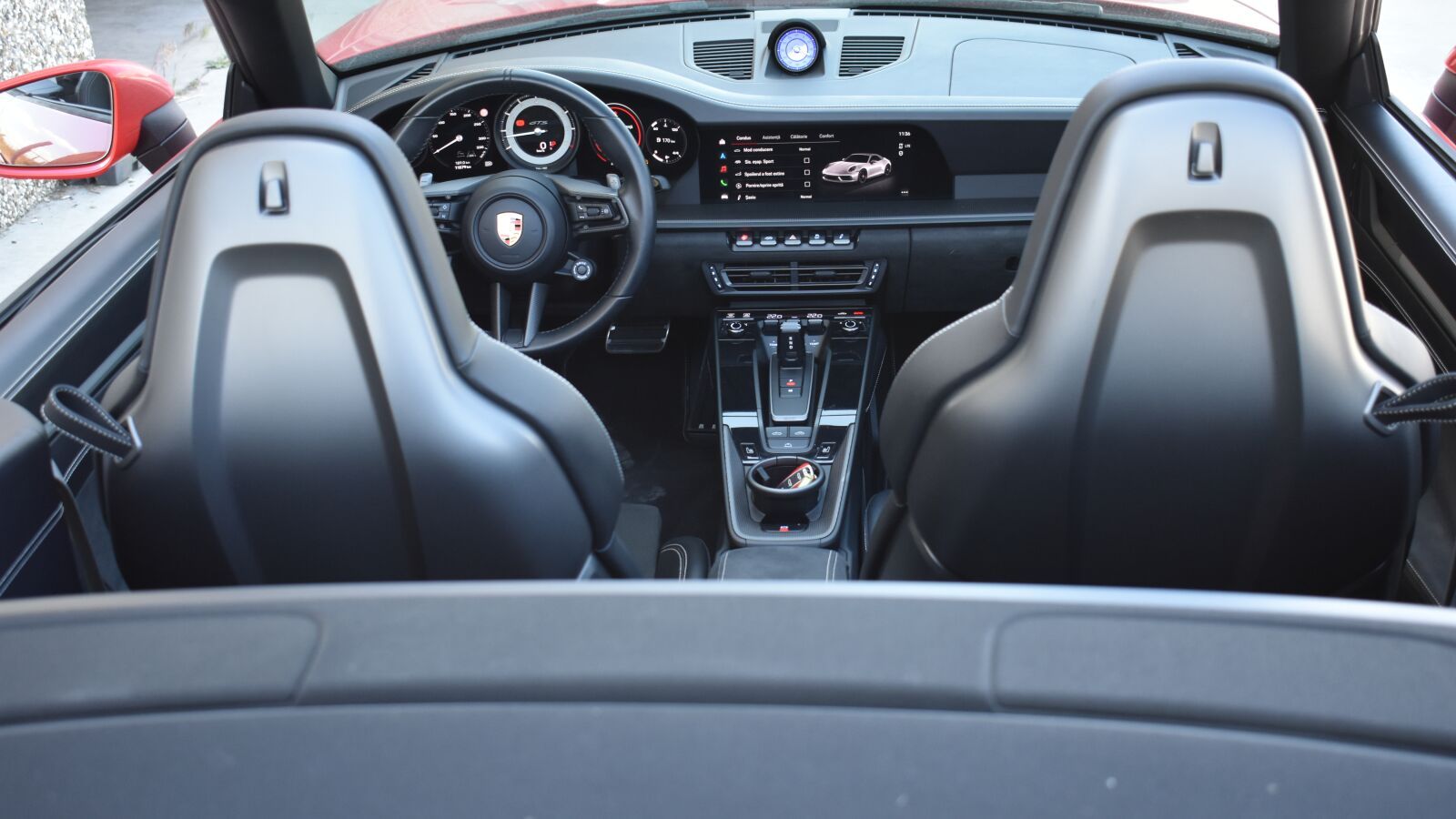 Porsche 911 Carrera 4 GTS — imagine 2