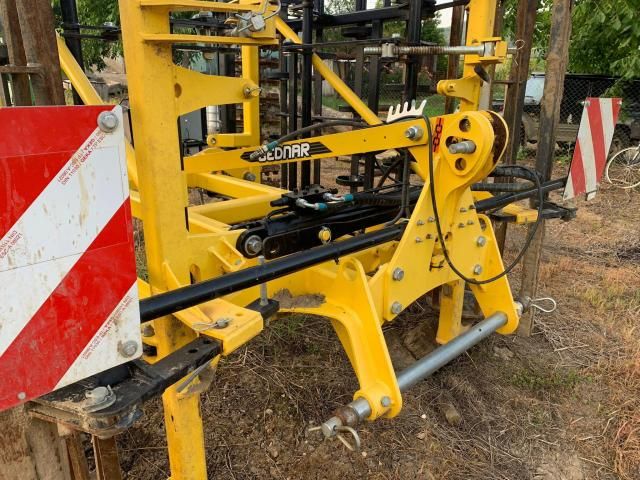 5 utilaje agricole Claas si combinator — imagine 2
