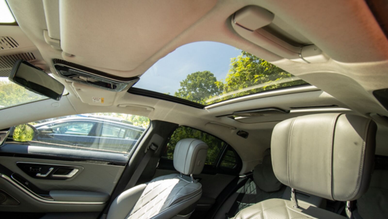 Mercedes-Benz S 400 d 4MATIC — imagine 4
