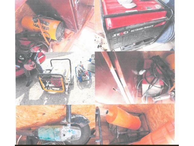 28 de utilaje, vehicule și bunuri mobile — imagine 1