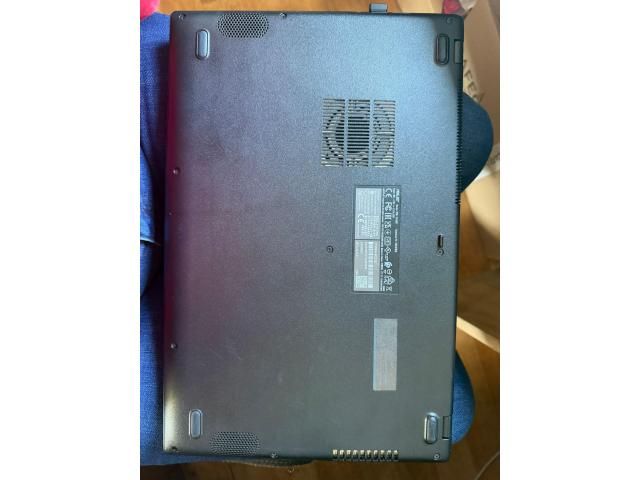 Surse de sudură, laptop și autoturism Mazda 6 — imagine 2