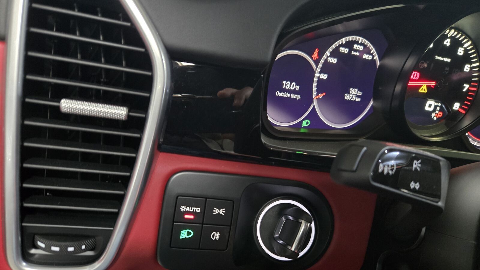 Autoturism Porsche Cayenne — imagine 3
