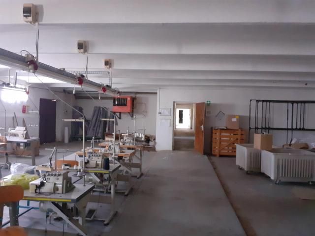 Hala industriala si casa parter — imagine 3