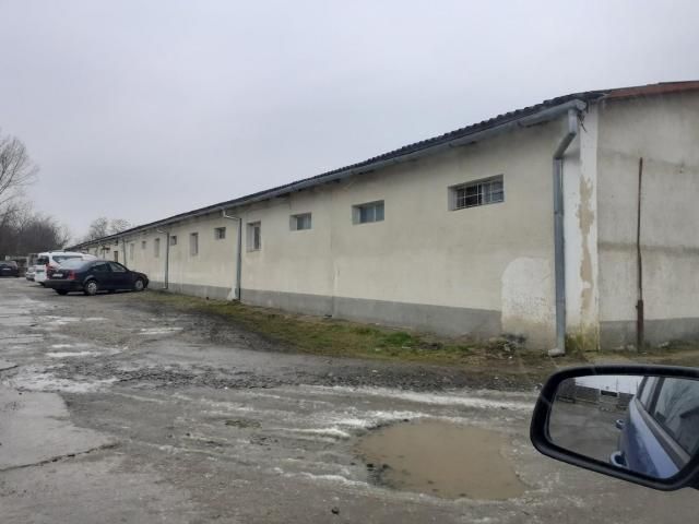 Hala industriala si casa parter — imagine 9