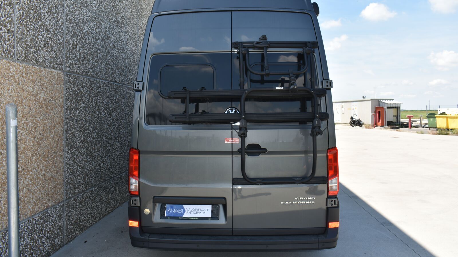 Volkswagen Crafter Grand California VA600 — imagine 1