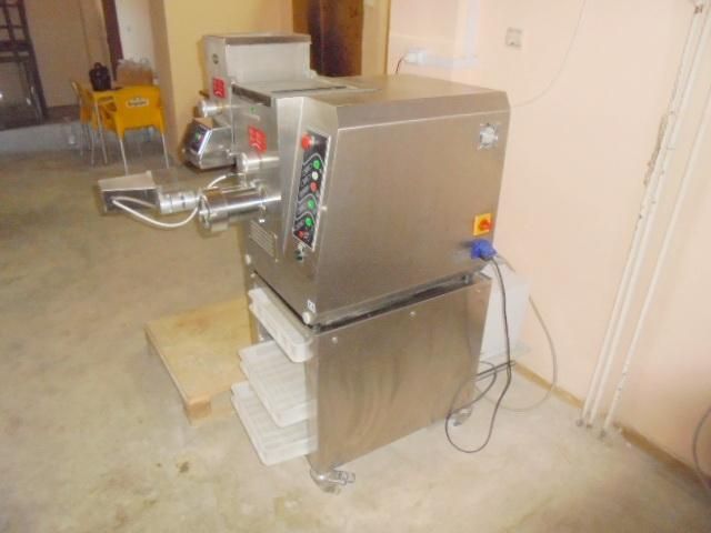 Lot de echipamente pentru producția de paste făinoase — imagine 8