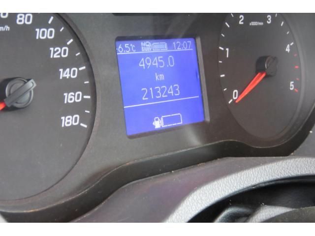 Autoutilitare, cap tractor și semiremorcă — imagine 5