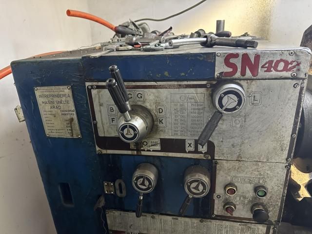 Utilaje industriale și două autoutilitare — imagine 16