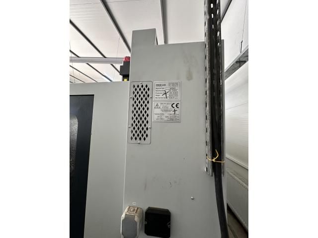 Utilaje industriale și două autoutilitare — imagine 17