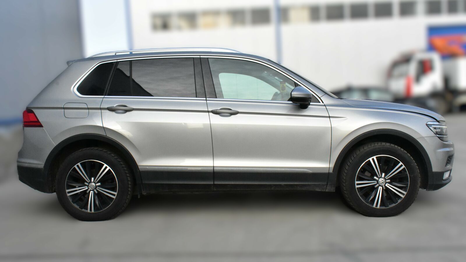 Autoturism Volkswagen Tiguan — imagine 3