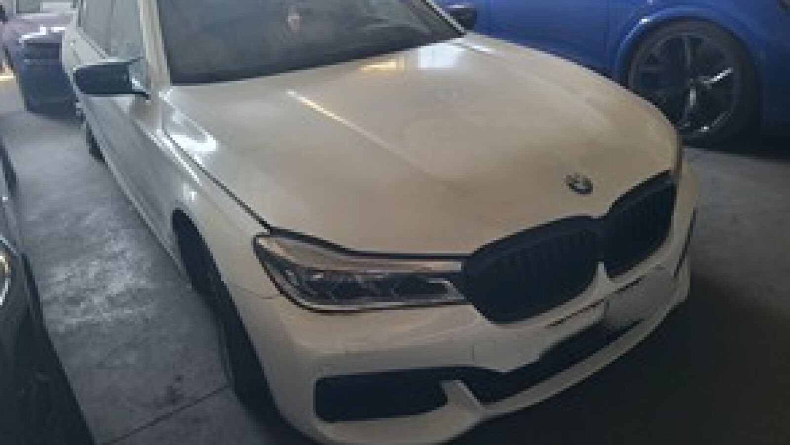 BMW 750i xDrive — imagine 6