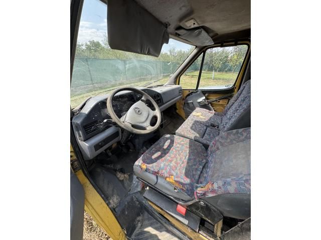 Autovehicule si stoc bunuri mobile — imagine 10