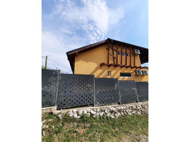 Apartament, imobil și bunuri mobile — imagine 1