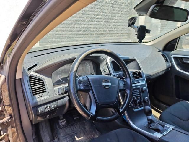 Autoturism Volvo XC60 — imagine 1
