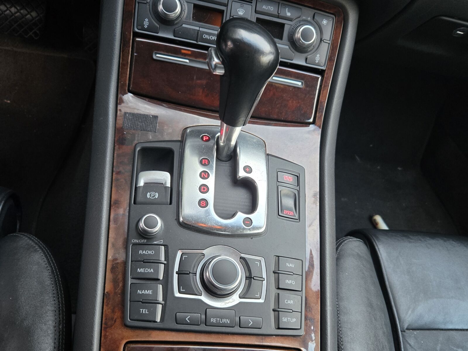 Audi A8 — imagine 3