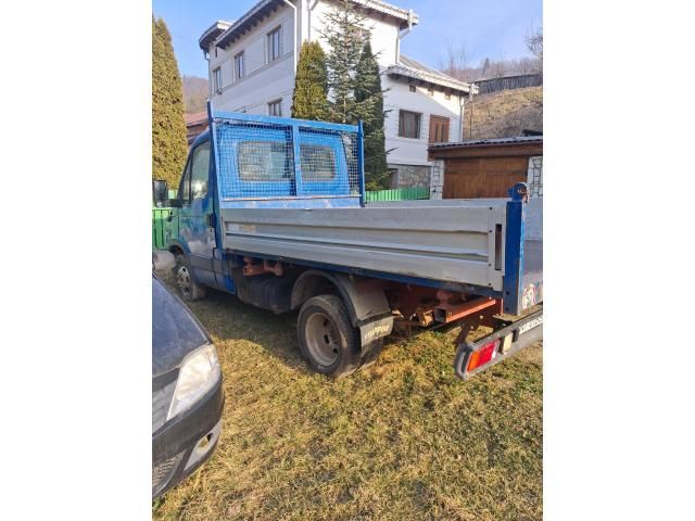 Autoutilitară Iveco Daily basculabilă — imagine 5