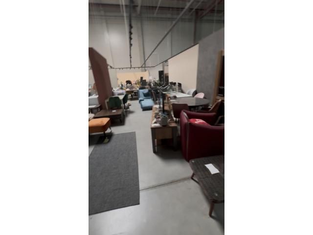 Stoc de mobilier și decorațiuni — imagine 4