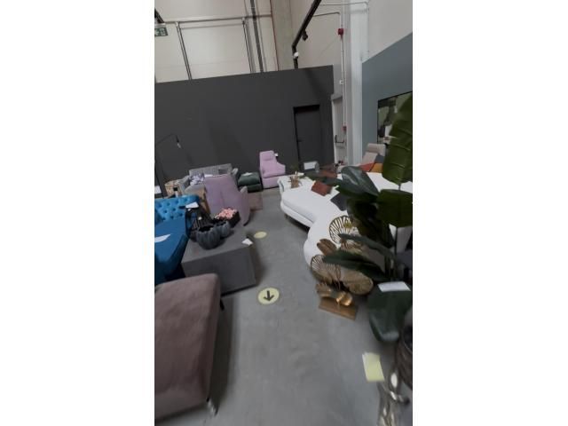 Stoc de mobilier și decorațiuni — imagine 5
